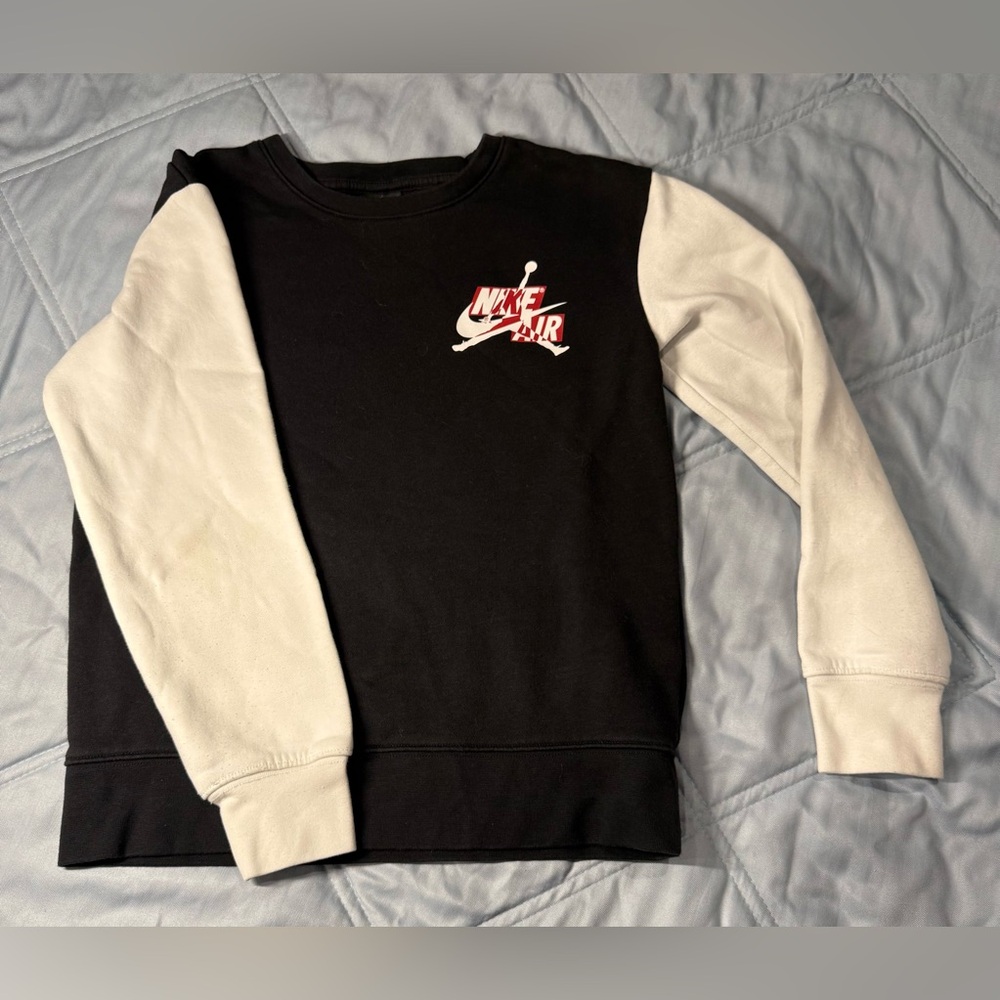 Kids’ Nike Jordan Black and White Sweatshirt